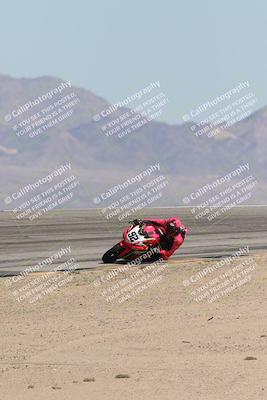 media/Oct-05-2025-CVMA (Sun) [[beeef4f201]]/Race 7-Middleweight Shootout/